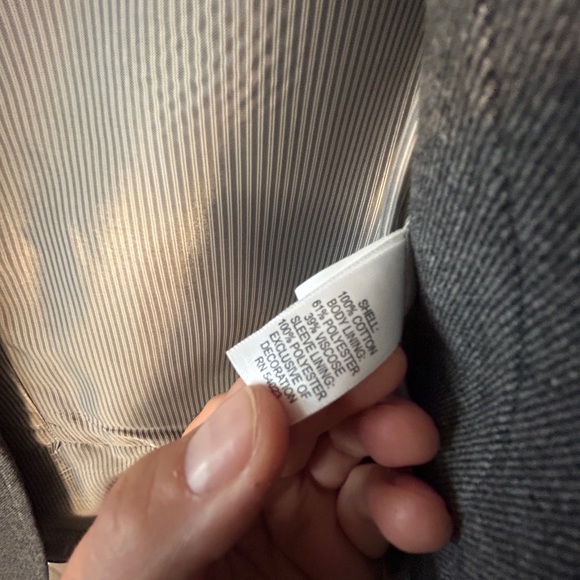 NWOT - Banana Republic Gray Italian Fabric Blazer With Elbow Patches | Size 42R - Picture 5 of 5